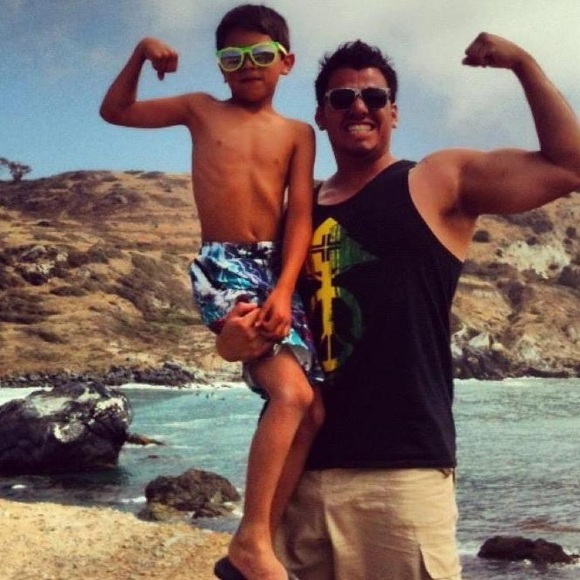 Meet your Posher, Viviano - Picture 1 of 1